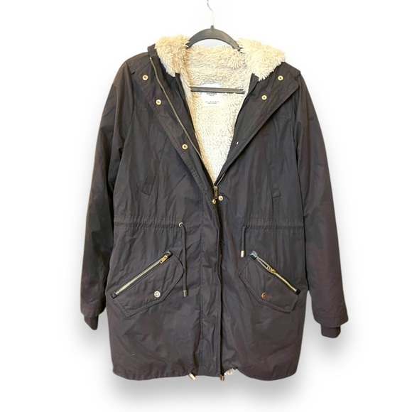Mango Black Anorak Barn Jacket Faux Fur Cinch Pockets Zipper Snap Siz XS - Picture 1 of 10